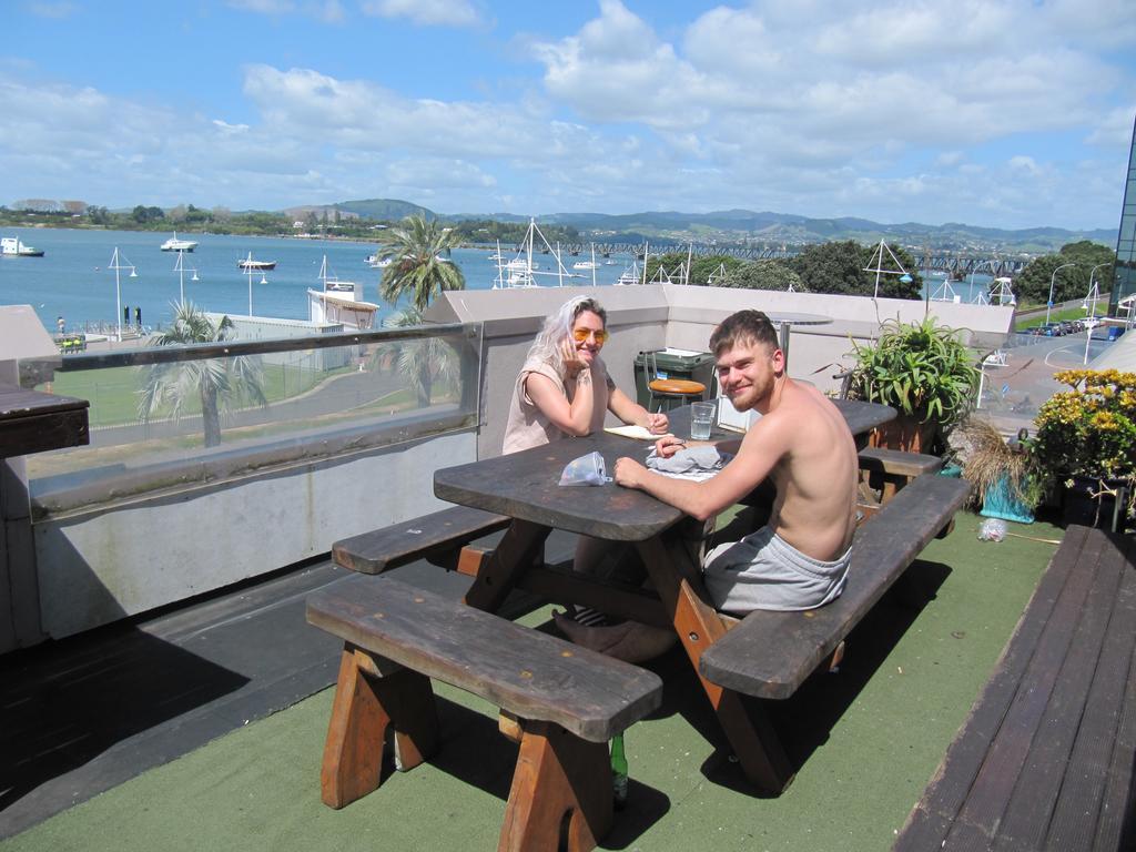 Harbourside City Backpackers Tauranga Exteriér fotografie